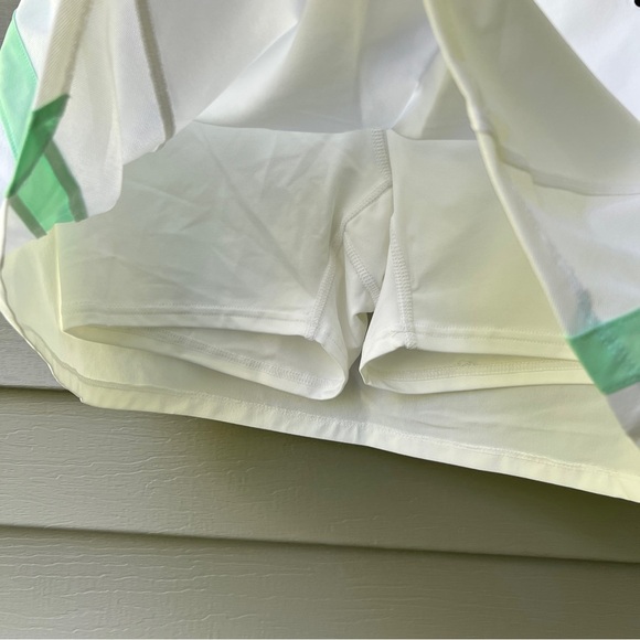 Nike Tennis Mini Skort White GreenSport Skirt 90’s Size M (8-10) - Picture 6 of 15